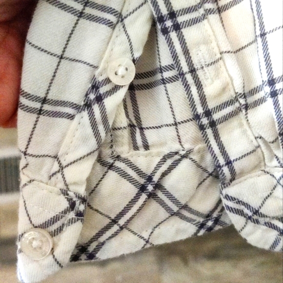 ***Abercrombie & Finch Wrapped Blouse Checkered Tie Shirt (XS) - Picture 4 of 6